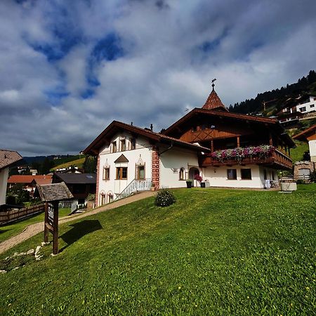 Garni Hotel Belalp Santa Cristina Val Gardena Exterior foto