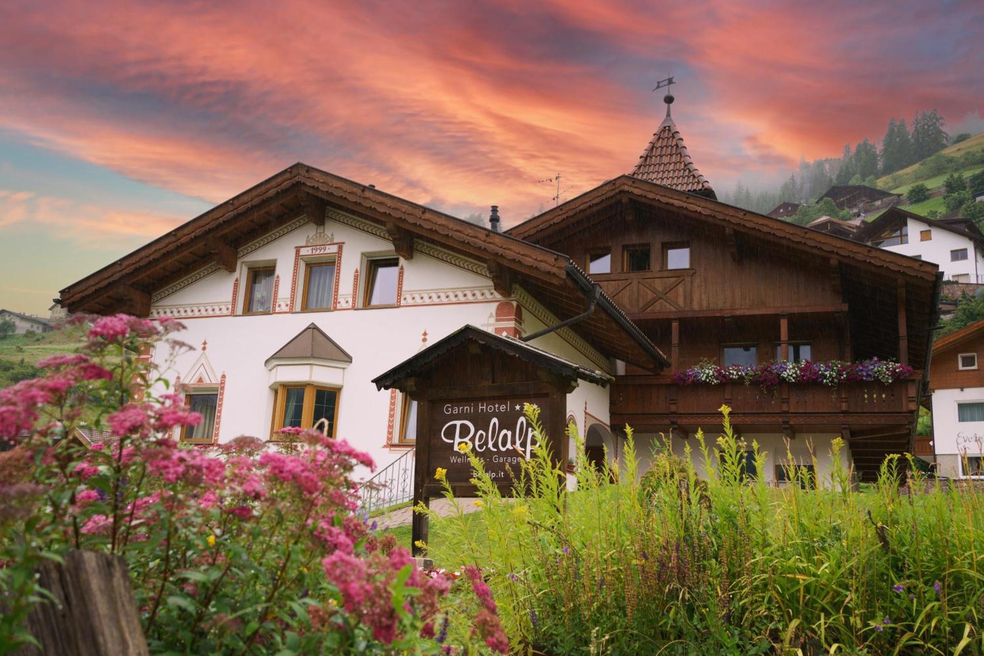 Garni Hotel Belalp Santa Cristina Val Gardena Exterior foto